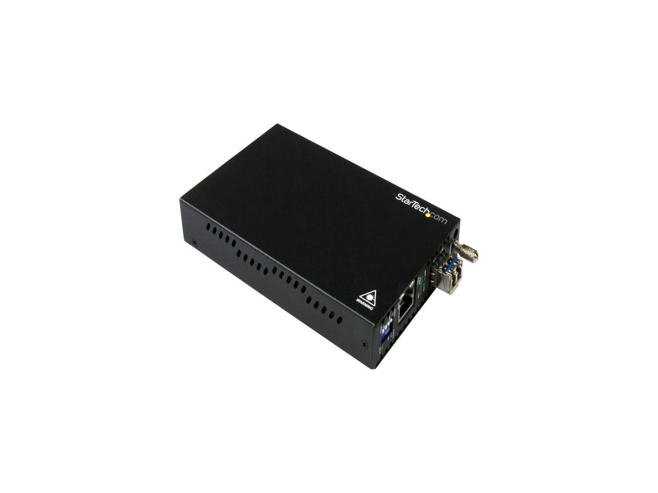 StarTech.com Gigabit Ethernet Copper-to-Fiber Media Converter - SM LC - 20 km - Ethernet Media Converter - GbE Converter 1