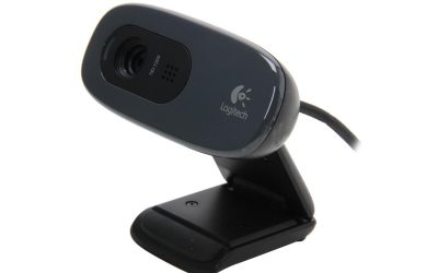 Logitech C270 HD Webcam, HD 720p, Widescreen HD Video Calling, HD Light Correction, Noise-Reducing Mic, For Skype, FaceTime, Hangouts, WebEx, PC/Mac/Laptop/Macbook/Tablet – Black