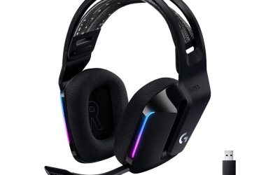 Logitech G733 Lightspeed Wireless Gaming Headset with Suspension Headband, Lightsync RGB, Blue VO!CE mic technology and PRO-G audio drivers – Black