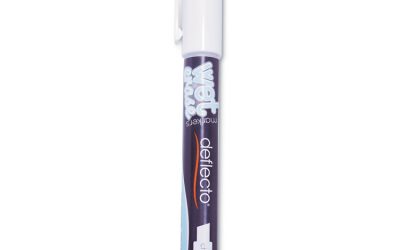 Wet Erase Markers, Medium Chisel Tip, White, 4/pack