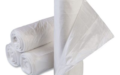 Low-Density Commercial Can Liners, Coreless Interleaved Roll, 60 gal, 1.15mil, 38″ x 58″, Clear, 20 Bags/Roll, 5 Rolls/Carton